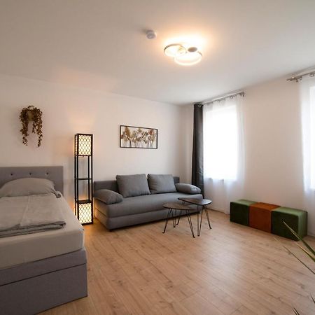 Schoene Grosse Ferienwohnung 79M2 Und 2 Baeder, Zentrumnah, 2Og แอร์ฟวร์ท ภายนอก รูปภาพ