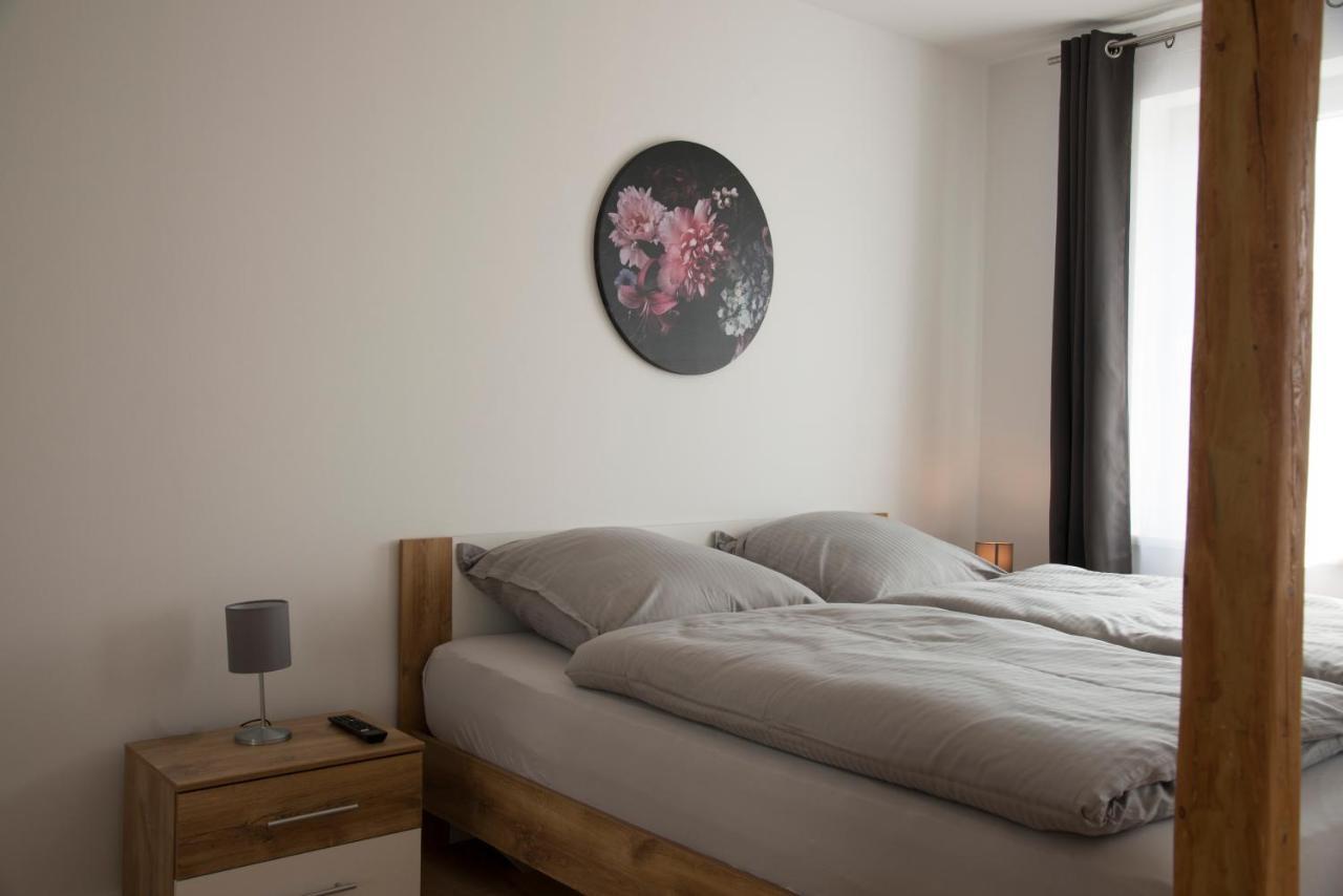 Schoene Grosse Ferienwohnung 79M2 Und 2 Baeder, Zentrumnah, 2Og แอร์ฟวร์ท ภายนอก รูปภาพ