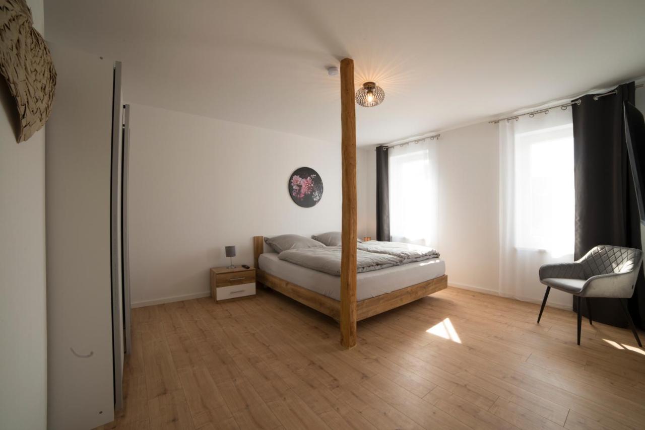 Schoene Grosse Ferienwohnung 79M2 Und 2 Baeder, Zentrumnah, 2Og แอร์ฟวร์ท ภายนอก รูปภาพ