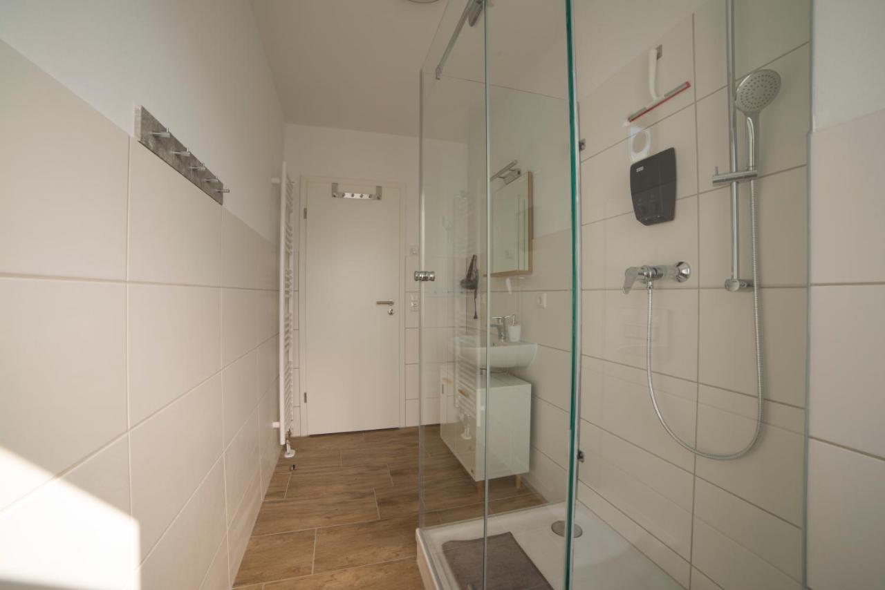 Schoene Grosse Ferienwohnung 79M2 Und 2 Baeder, Zentrumnah, 2Og แอร์ฟวร์ท ภายนอก รูปภาพ