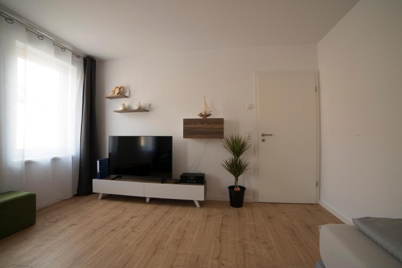 Schoene Grosse Ferienwohnung 79M2 Und 2 Baeder, Zentrumnah, 2Og แอร์ฟวร์ท ภายนอก รูปภาพ